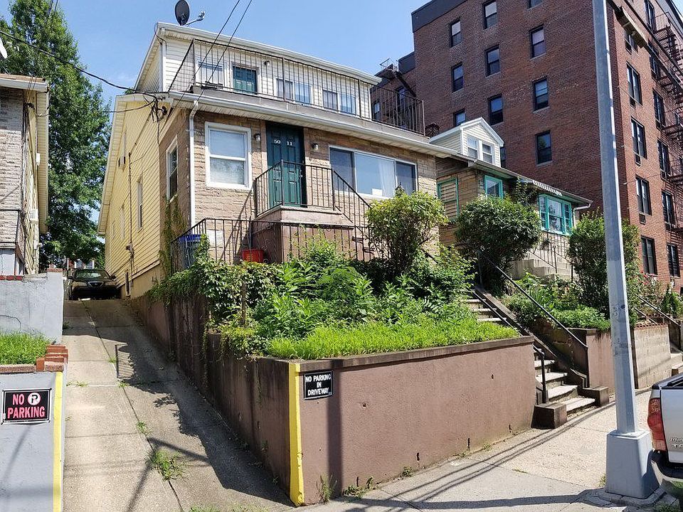 1st image of 5011 39th Pl