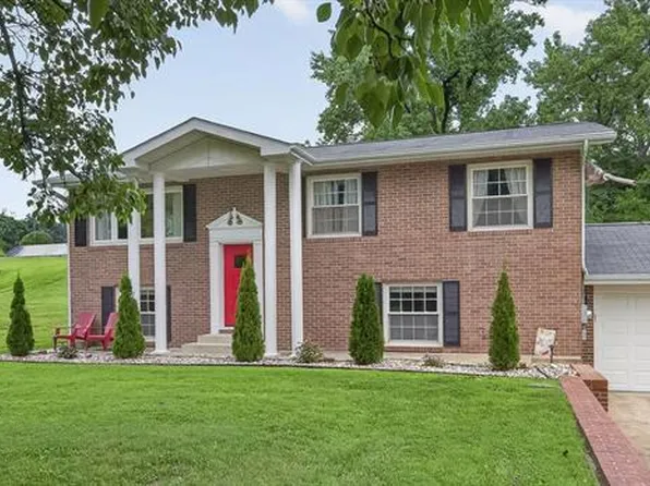 26 Arnold Dr, Dupo, IL 62239