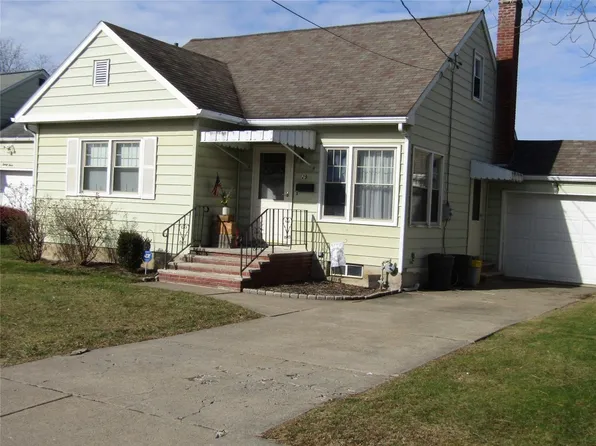29 Stearns Ave, Johnson City, NY 13790