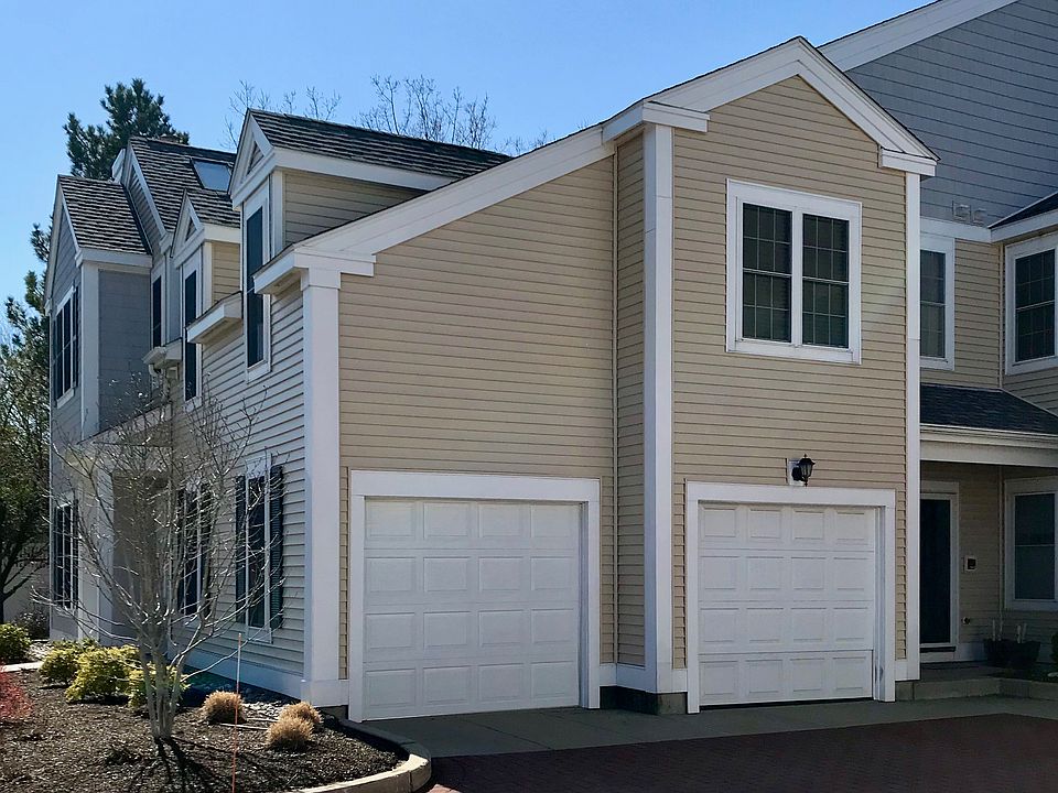 1st image of 15 Village Dr Unit 15
