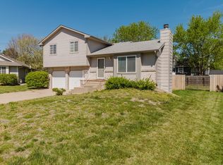 8110 W Westlawn Cir, Wichita, KS 67212