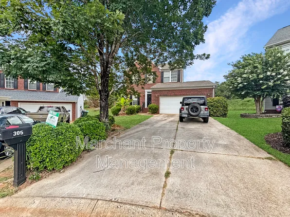 305 Londonderry Ct, Greer, SC 29650