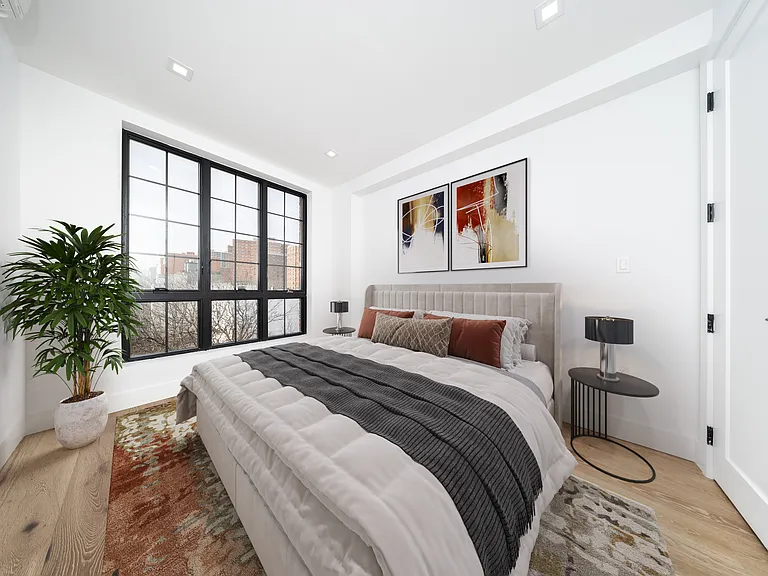 311 Franklin Ave #3A — Photo 4