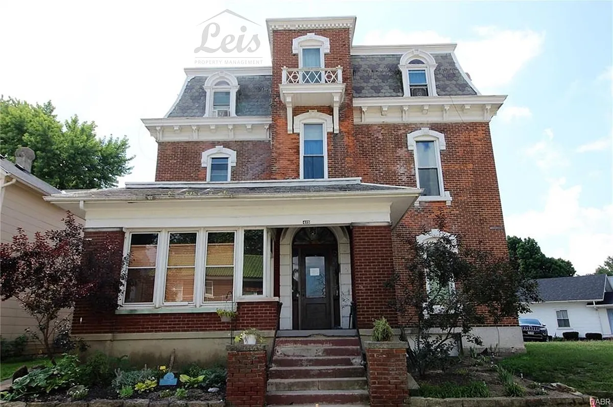 Building Photo - 423 W 4th St #5