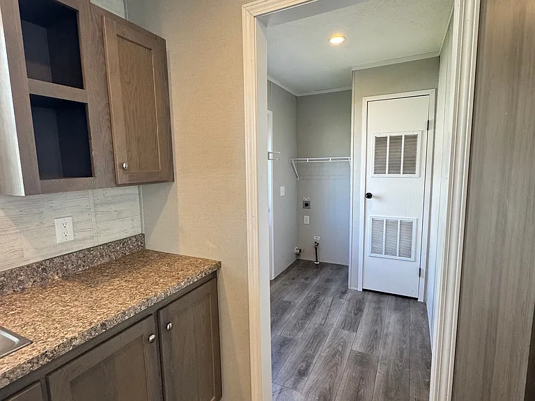 Oak Tree Village — Photo 12