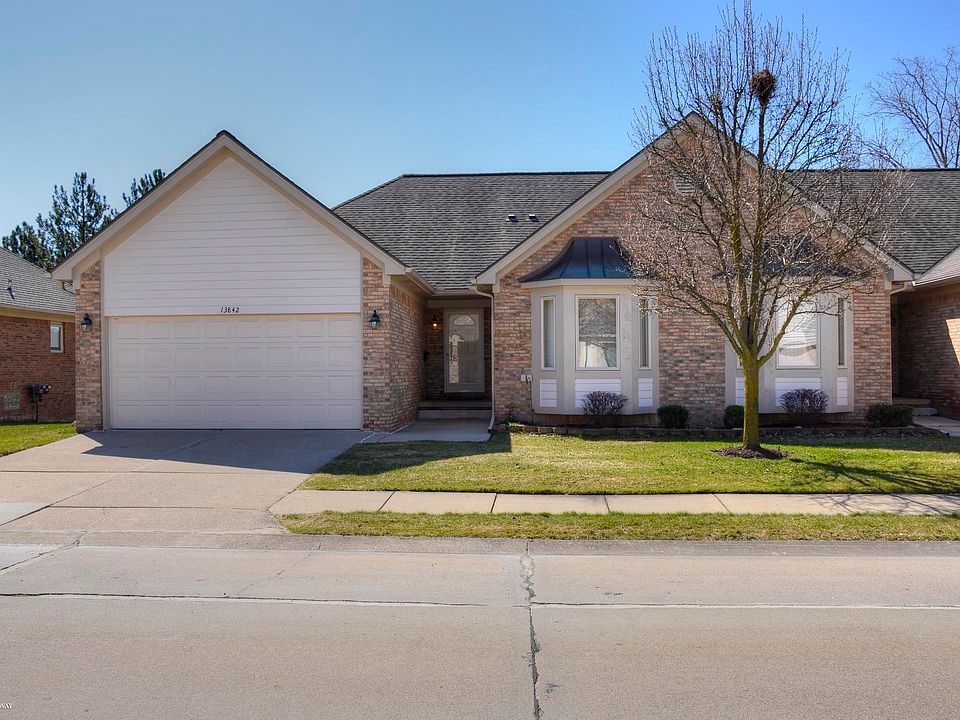 1st image of 13842 Treeland Dr