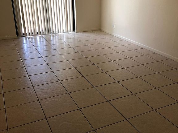 5th image of 11252 Royal Palm Blvd