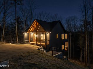 106 Fairway Cir, Townsend, TN 37882