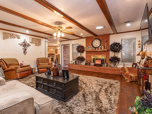 5th image of 3539 Barclay Dr
