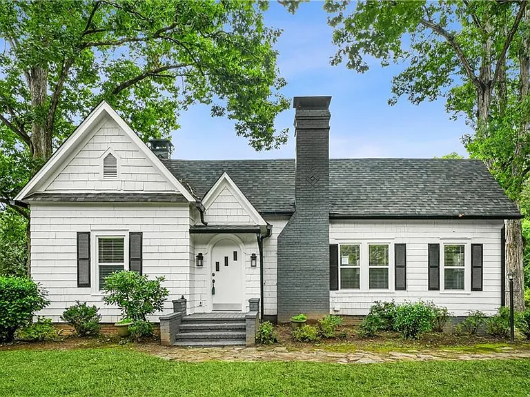 5383 Tilly Mill Rd — Photo 1