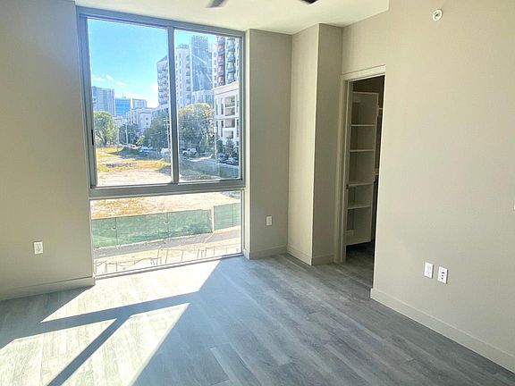 5th image of 521 SE 7th St #102