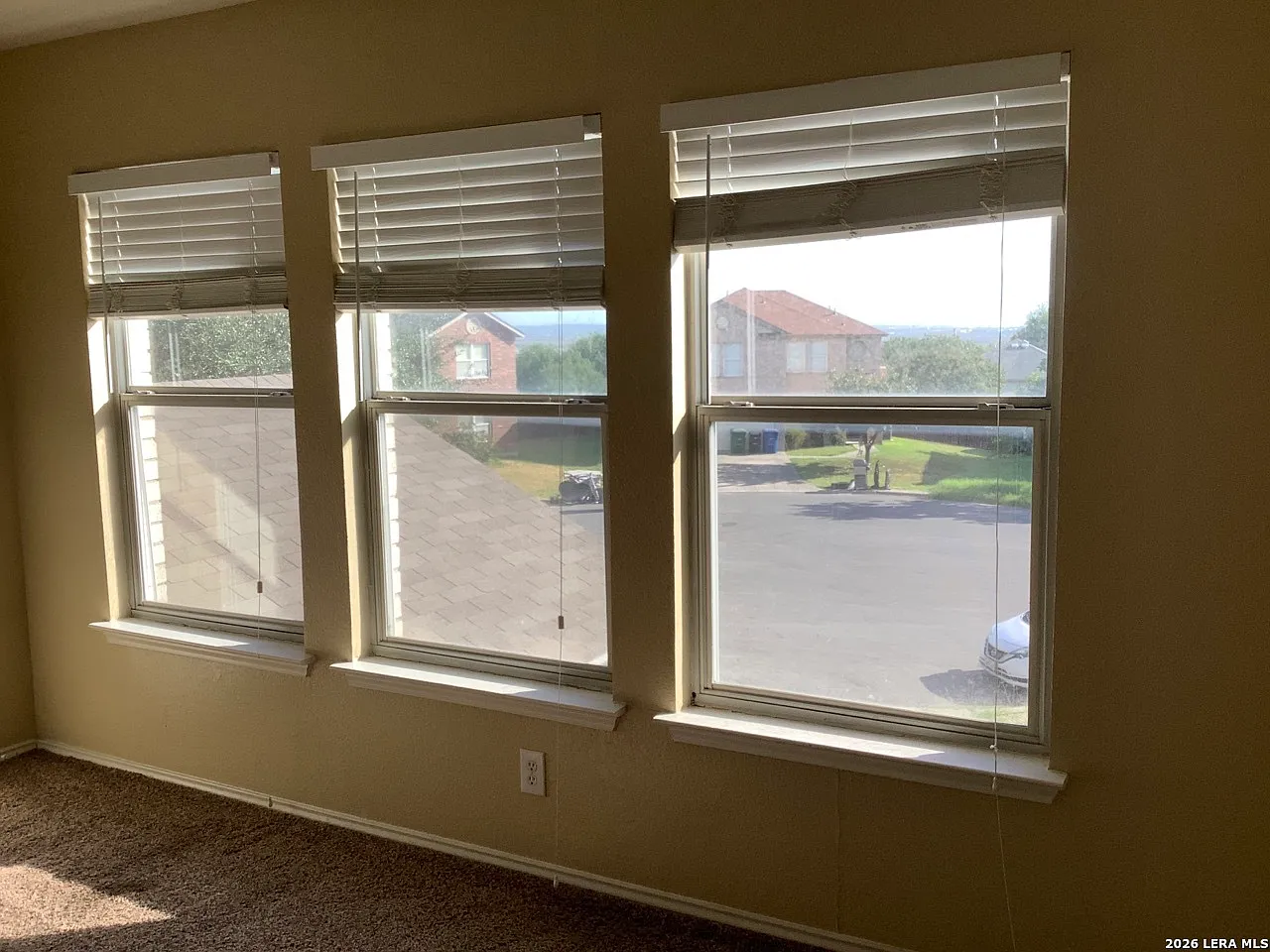 3 bed, 1698 sqft, $1,695 — Photo 3