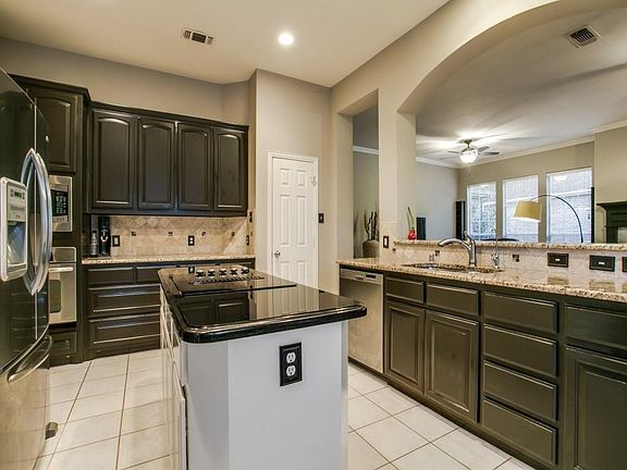 5th image of 2033 Whitney Ln