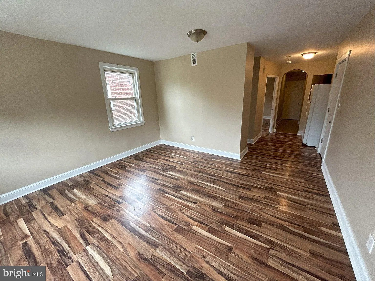 1 bed, 1.0 bath, 672 sqft, $1,300 — Photo 1