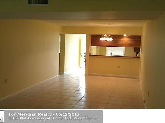 2nd image of 1709 Whitehall Dr APT 105