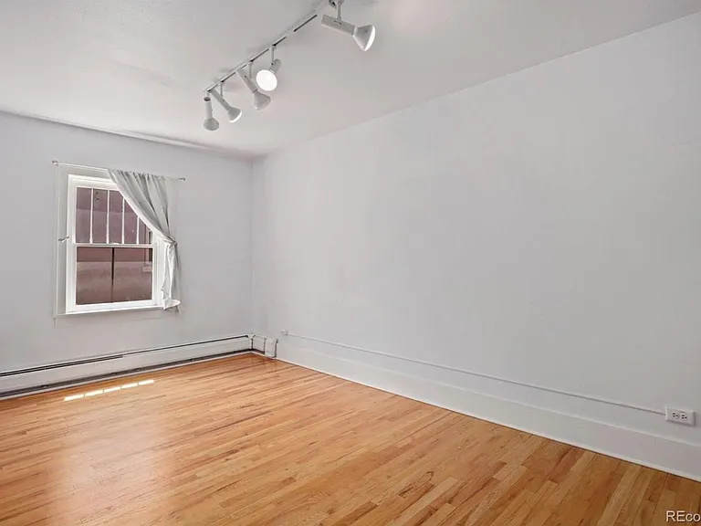 1275 N Clarkson St #7 — Photo 8