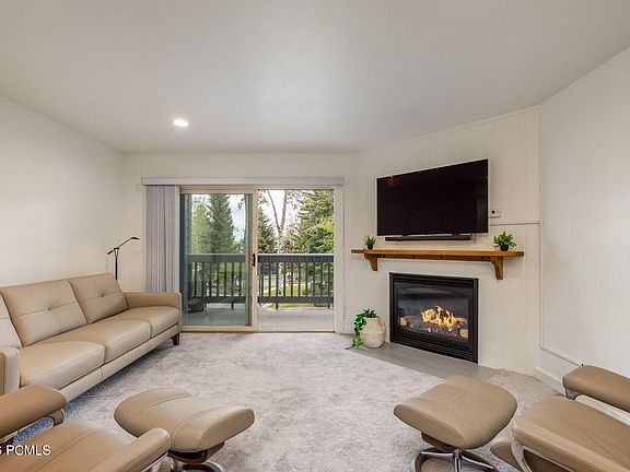 3rd image of 405 Silver King Dr #105