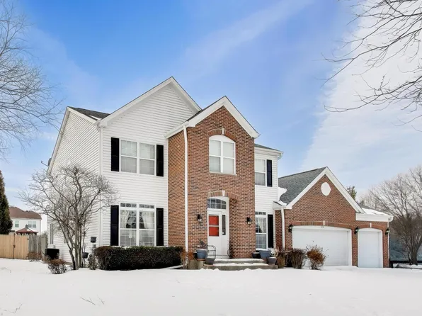 1158 Vista Dr, Gurnee, IL 60031