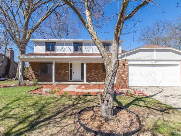 845 Longfellow Dr, Troy, MI 48085