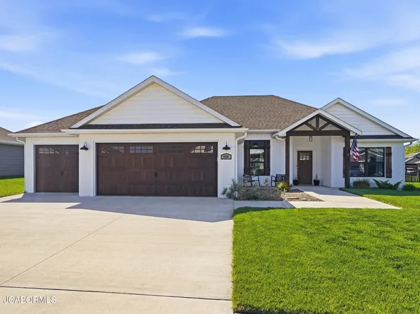 14641 Wellstead Dr, Hallsville, MO 65255