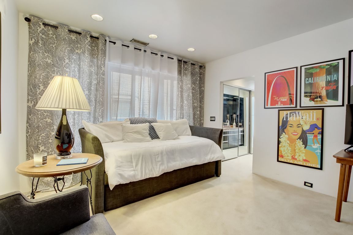 929 W Ainslie St APT 3, Chicago, IL 60640 MLS 11863410 Zillow