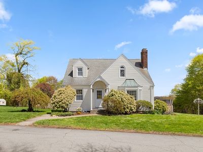 15 Breezy Green Rd, Leicester, MA, 01524