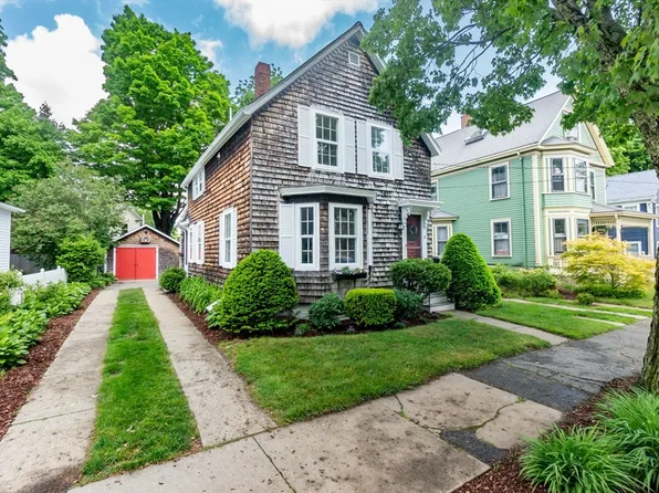 68 Marlboro St, Newburyport, MA 01950