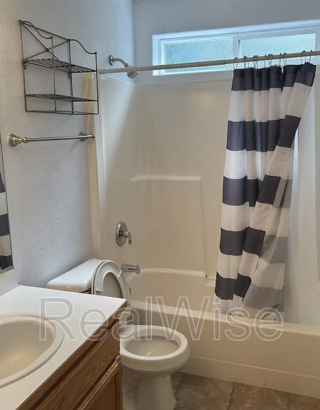 1951 SW Betty Ln — Photo 29