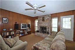 4th image of 2123 Wycliffe Dr