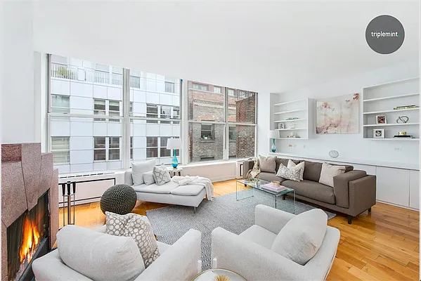 Sold by Triplemint | media 12