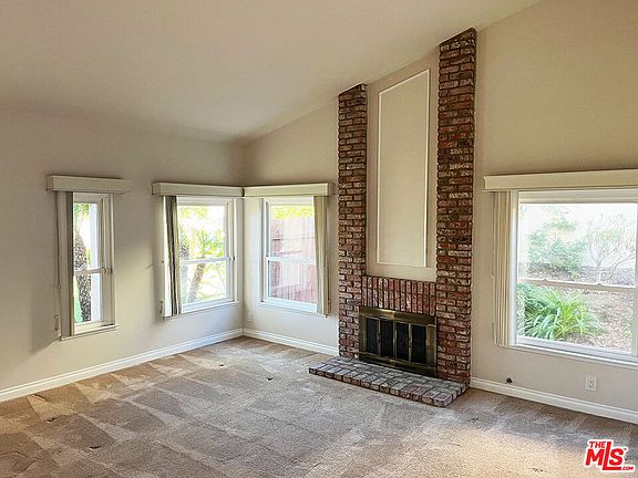 3rd image of 2154 El Rancho Dr