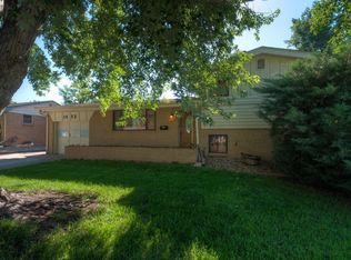 1472 S Balsam St, Lakewood, CO 80232