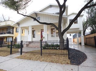 1129 E 6th 1/2 St, Houston, TX 77009