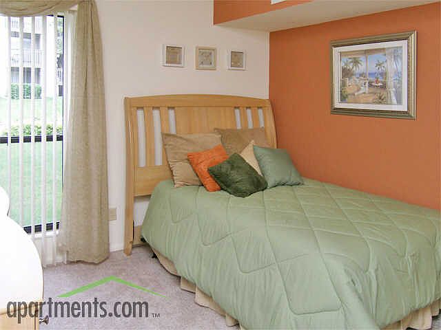 1st image of 5539 Southfield Dr APT F