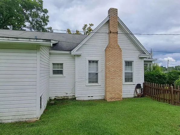 509 S Depot St, Bonifay, FL 32425