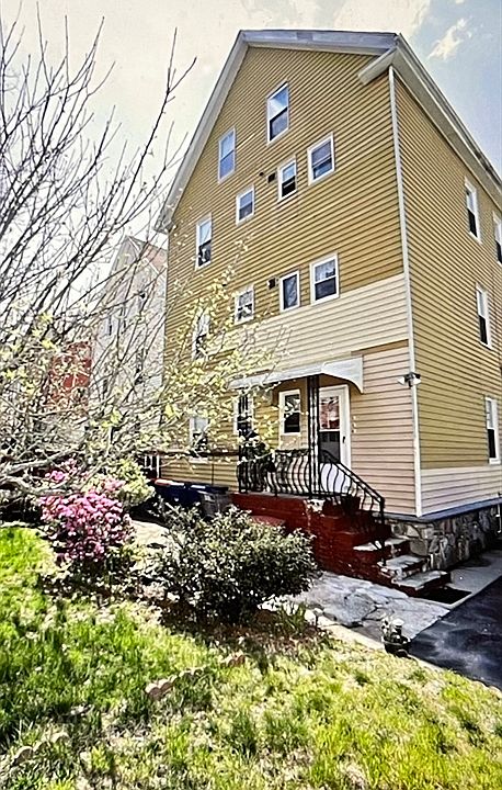 1st image of 10 Viall St