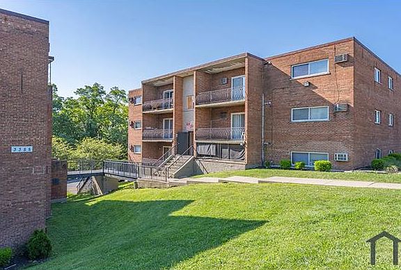 3rd image of 3382 McHenry Ave #3388-14