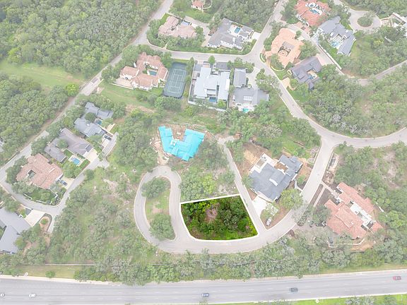 2nd image of 11 Viewpark
