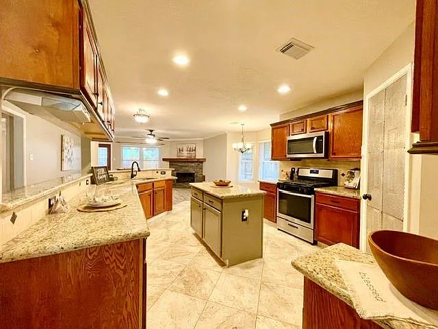 13506 Spring Ct — Photo 13