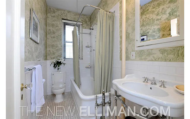 Sold by Douglas Elliman | media 12