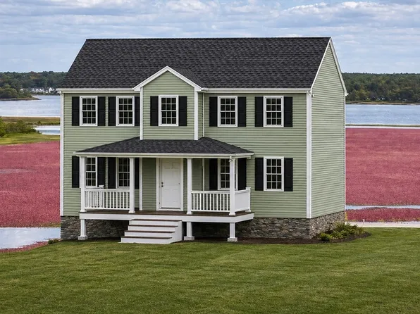 127 County Rd, Rochester, MA 02770