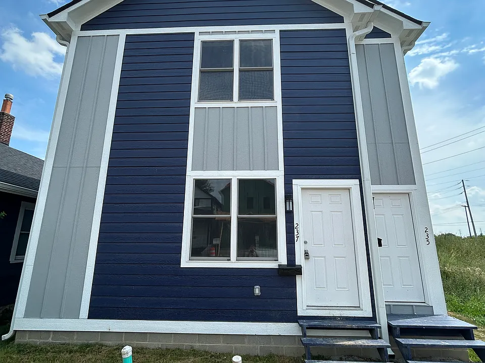 237 Iowa St