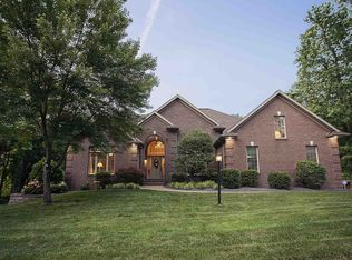 6700 River Ridge Dr, Newburgh, IN 47630