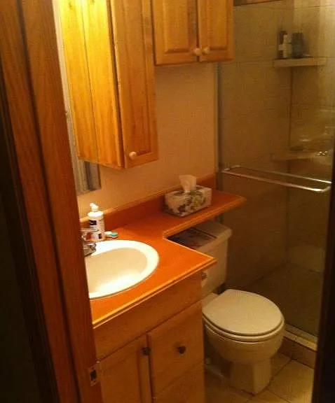 2155 W Erie St #2 — Photo 5