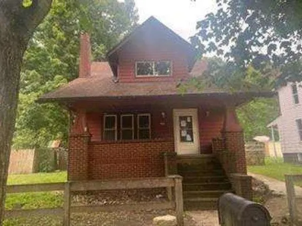 104 Hanna Ave, Adena, OH 43901