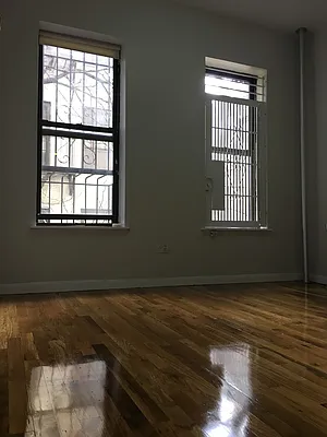 Rented by Team Gotham | media 24