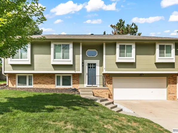 1008 Conestoga Rd, Papillion, NE 68046
