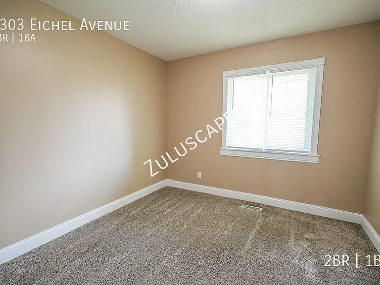 1303 E Eichel Ave — Photo 12