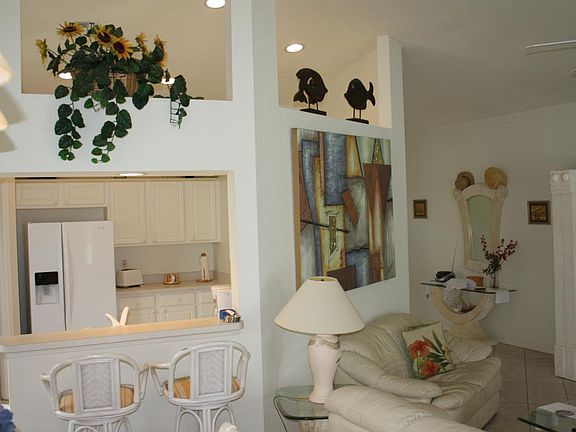 breakfast bar and kitchen