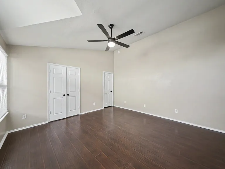 4502 Golden Gate Dr — Photo 14